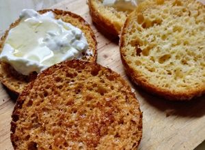 Una foto de Pan lactal sin harina, se puede hacer la tostada para el desayuno
