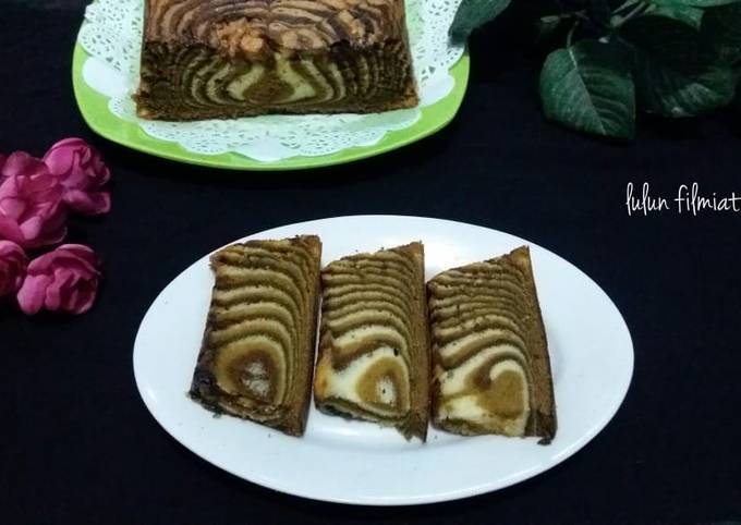 Zebra Cake Putih Telur