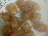 Bolitas fritas de plátano