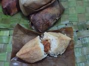Gambar buras rebus