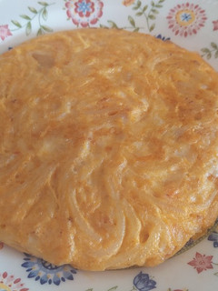 Una foto de Tortilla de espaguetis con queso y sin gluten