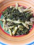 Gnocchetti di semola con friarielli e salsicce