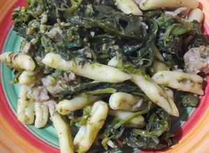 Foto di Gnocchetti di semola con friarielli e salsicce