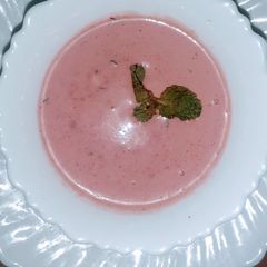 A picture of Beetroot dip.
