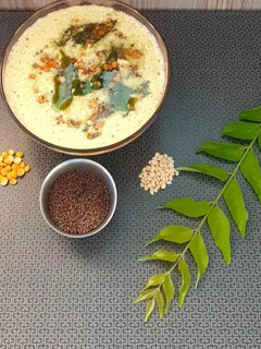 નાળિયેર ની ચટણી (Coconut Chutney Recipe In Gujarati) રેસીપી મુખ્ય ફોટો