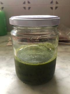 Una foto de Aceite de albahaca