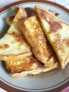 Foto resep French Toast (roti panggang telur-susu)