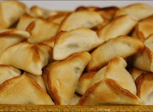 صورة لوصفة فطاير سبانخ وجبنة