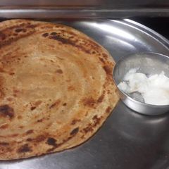 A picture of Laccha paratha.