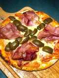 Pizza Thịt Nguội, Phô Mai và Olive