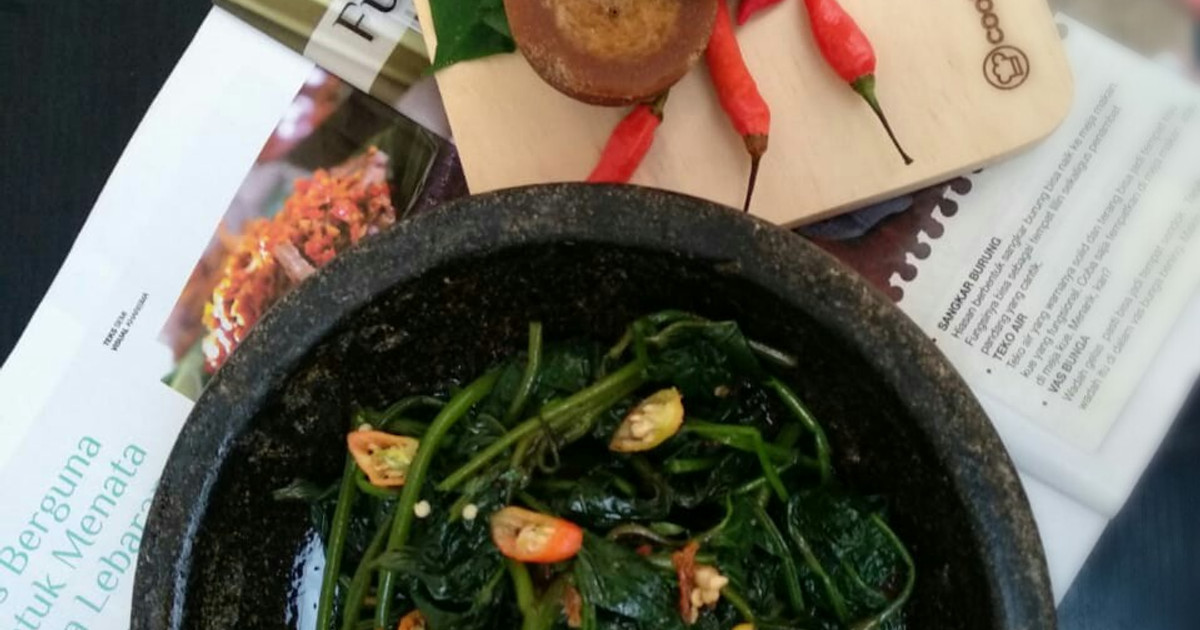 Resep Cemeding Daun Ubi Bumbu Rujak oleh Tyas Widiastuti - Cookpad