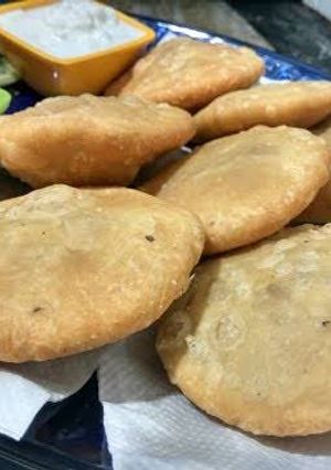 A picture of Pizza Kachori.