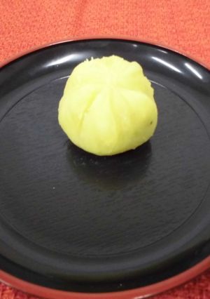 A picture of Sweet potato paste with apple.