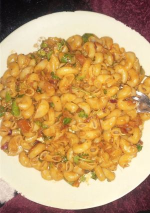 मैकरॉनी (macaroni recipe in Hindi) रेसिपी मुख्य फोटो