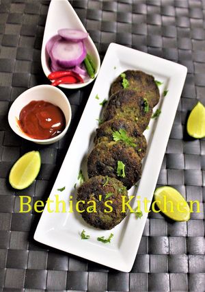 A picture of Ramadan Special - Spinach Oats Bread Tikki.