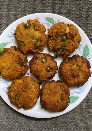 A picture of Mixed Vegetable Tikki.