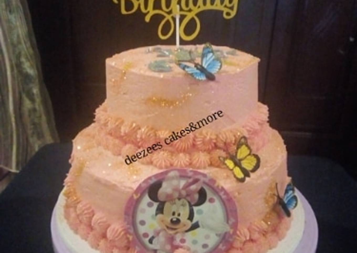 Red velvet & chocolate cake