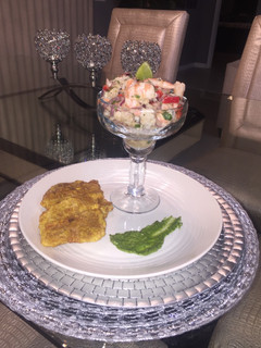 Una foto de Ceviche con camarones