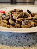 Pollo al ajillo con champiñones