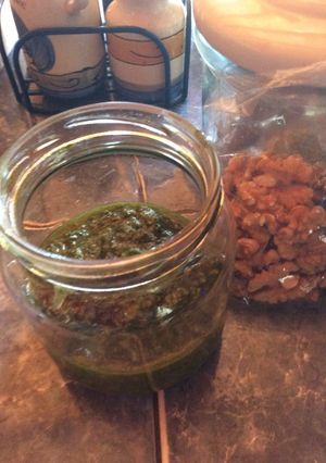 Una foto de Pesto de albahaca 🌿