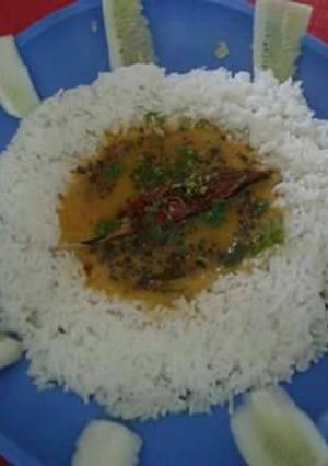 A picture of Dal Chawal for prasad.