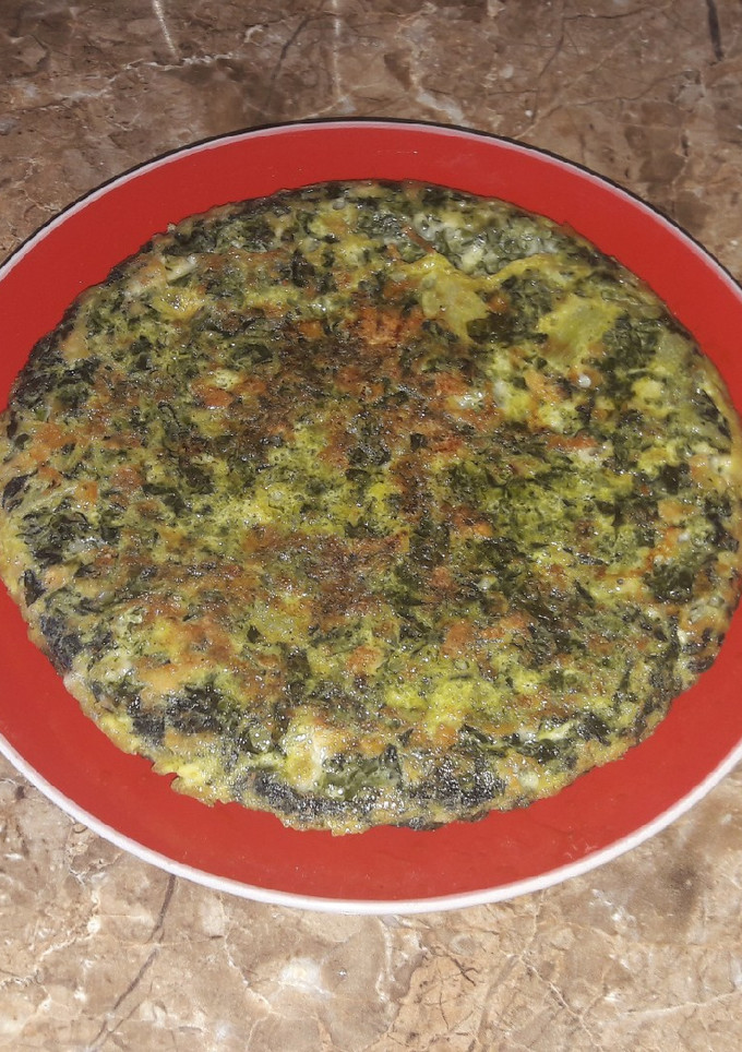 Una foto de Tortilla de acelga y queso