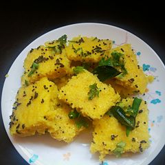 Instant khaman dhokla A picture of Instant khaman dhokla.