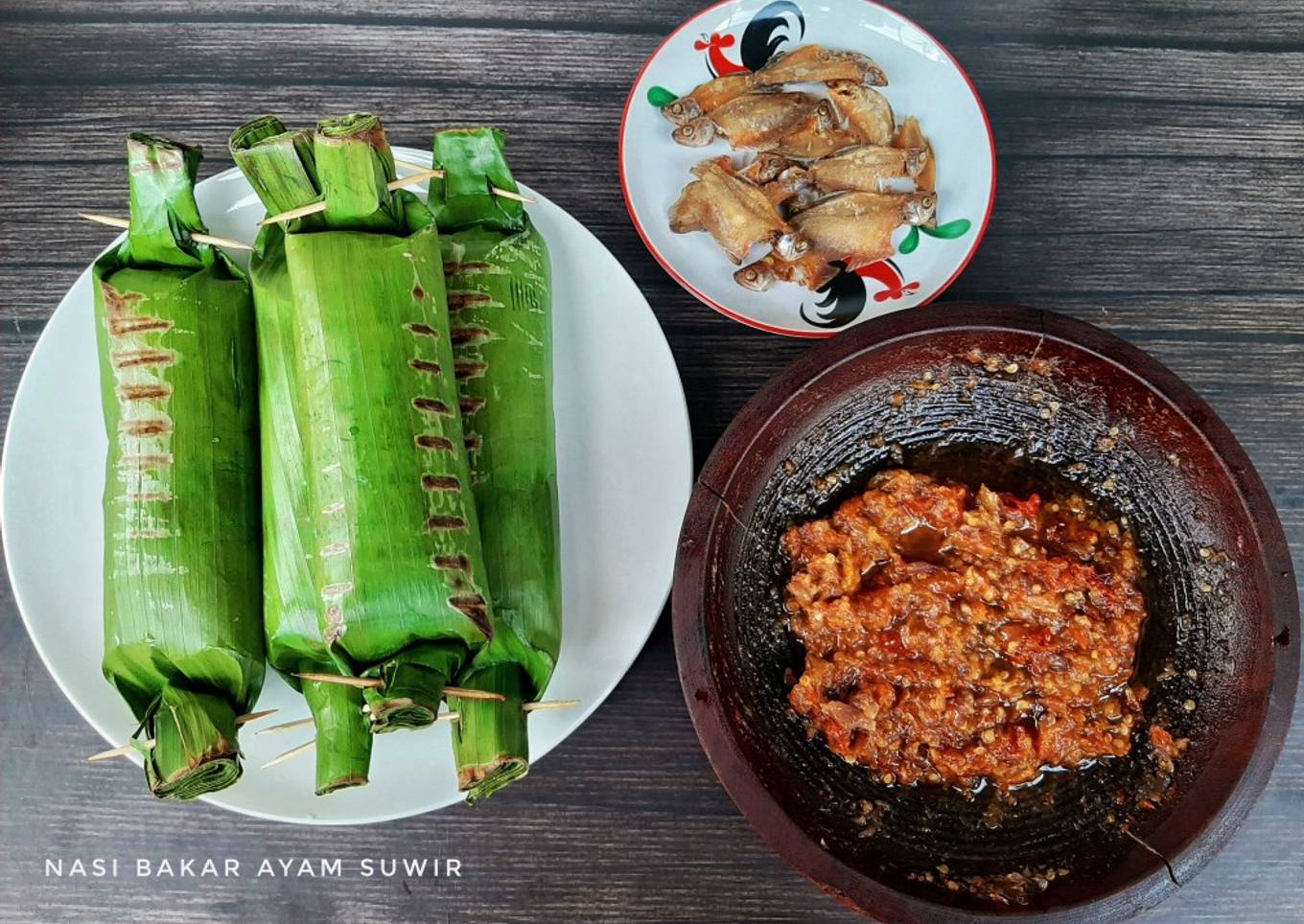 Nasi bakar ayam suwir