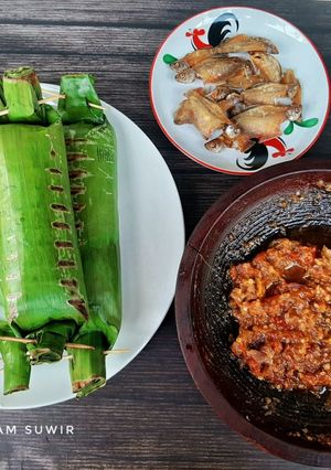 Foto resep Nasi bakar ayam suwir