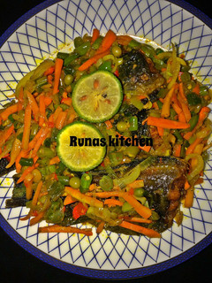 A picture of Vegetable catfish sauce.