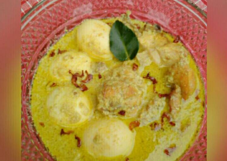 Opor ayam telur sederhana