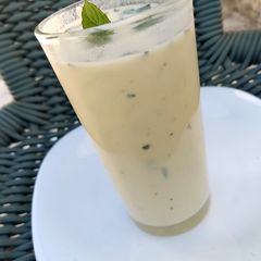 A picture of Nunu shake.