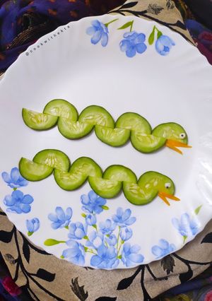 खीरे का सलाद (kheere ka salad recipe in Hindi) रेसिपी मुख्य फोटो