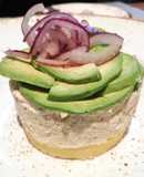 Causa limeña de pollo (Saona)
