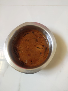 வெங்காயம், தக்காளி இல்லாமல் ஒரு குழம்பு செய்முறை முக்கிய புகைப்படம்