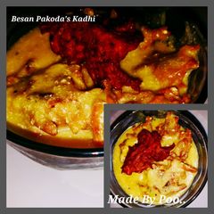 A picture of Besan pakoda kadhi.
