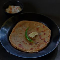 A picture of Aloo Paratha.