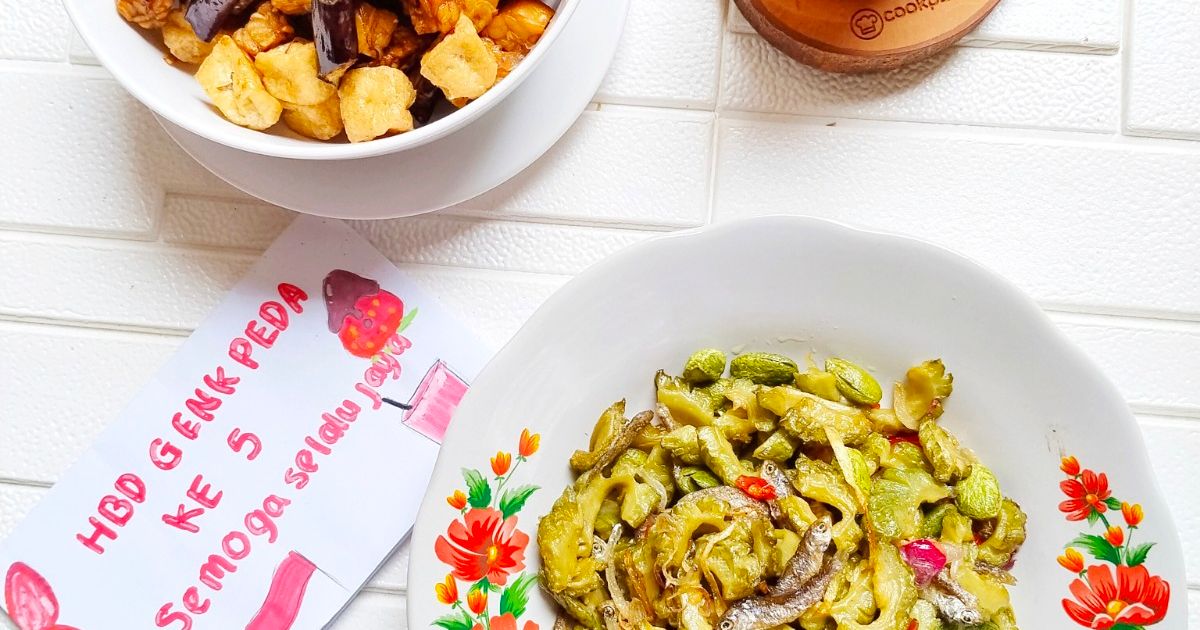 Set Menu Ultah : Oseng Tempe Tahu Terung, Tumis Pare Tahu Pete, 
Wedang Sereh Lemon,