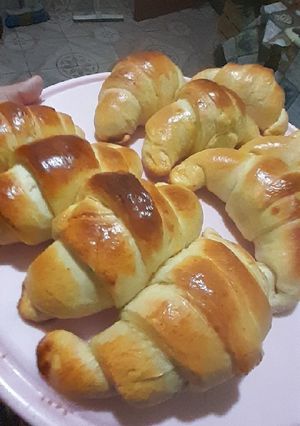 Una foto de Medialunas de manteca 😋