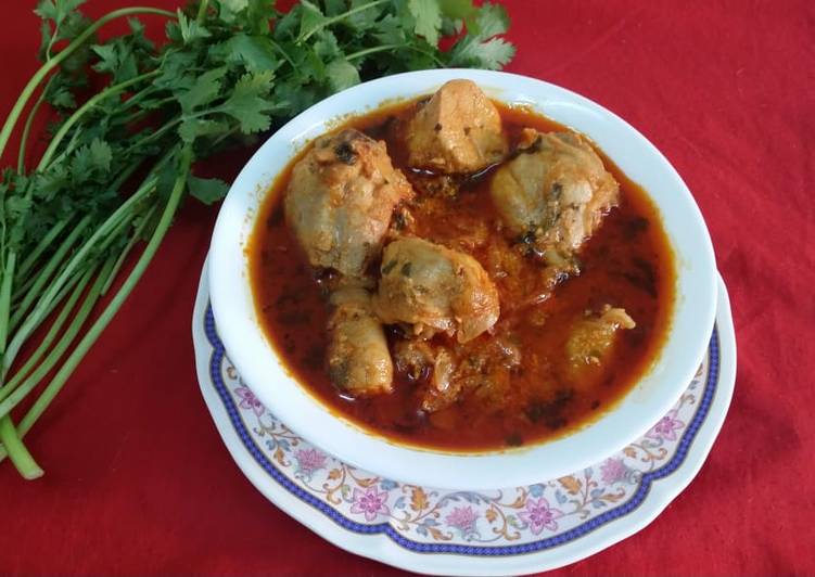 How to Prepare Favorite Handi Dahi Chicken