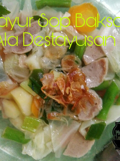 Foto resep Sayur Sop Bakso