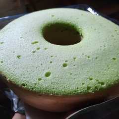 รูปของ Chiffon pandan cake Super lembut & anti seret😍
