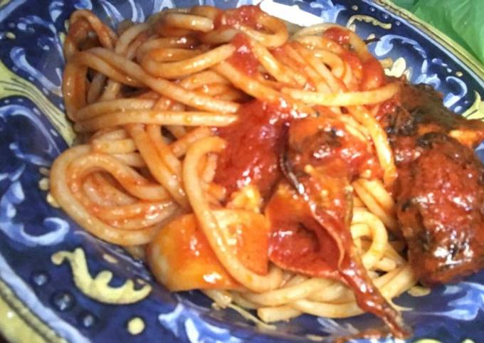 Spaghettoni di Gragnano xxl con seppia,sconcigli e pesce al sugo