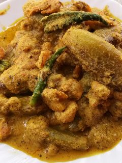 পটল চিংড়ি ভাপা (potol chingri bhapa recipe in Bengali) রেসিপির প্রধান ছবি