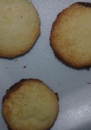 Una foto de Alfajores de coco