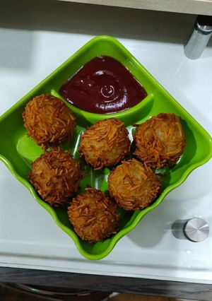 A picture of Maggi balls.