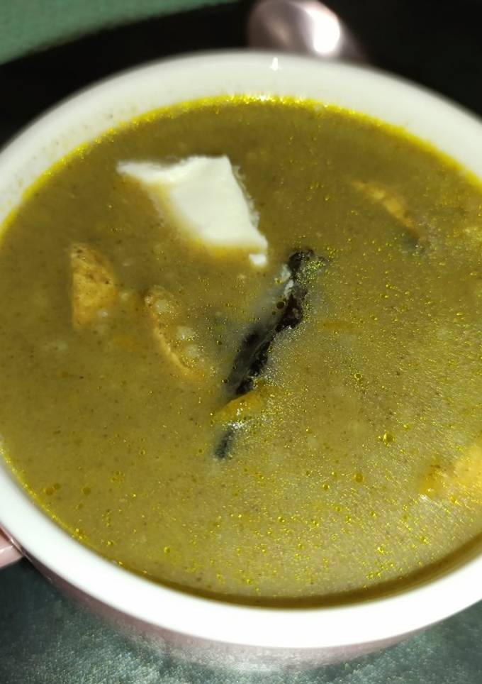 Суп 🍲 з сушених грибів