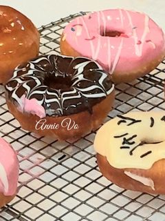 Hình của món Bánh donut 4 vị.