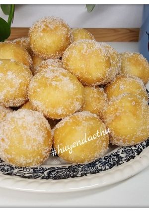 Hình của món Bánh rán Phômai (Quarkbällchen/Quark balls)🍡.