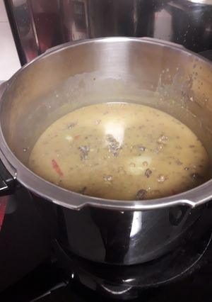 Una foto de 2x1 = Puchero de lentejas + Puré🥘🥄